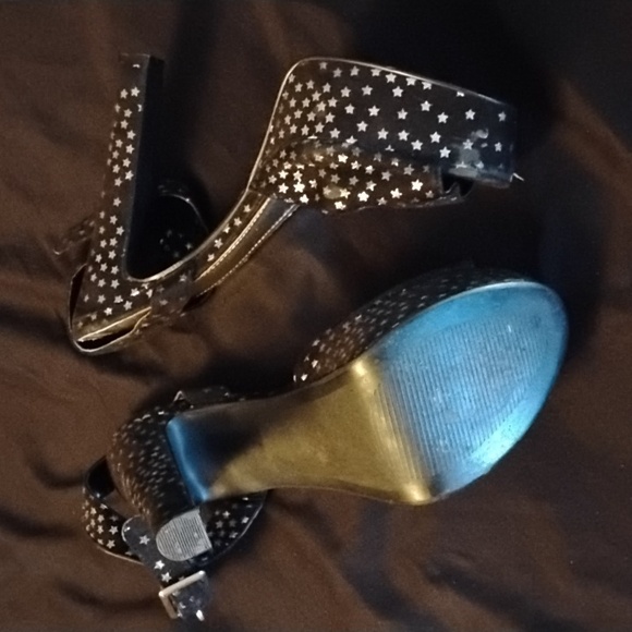 Starry Black Platform Heels - Picture 2 of 7